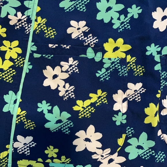 Heart soul scrub top XS - Picture 3 of 6